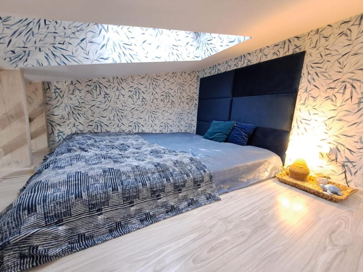 Summer Time Apartment